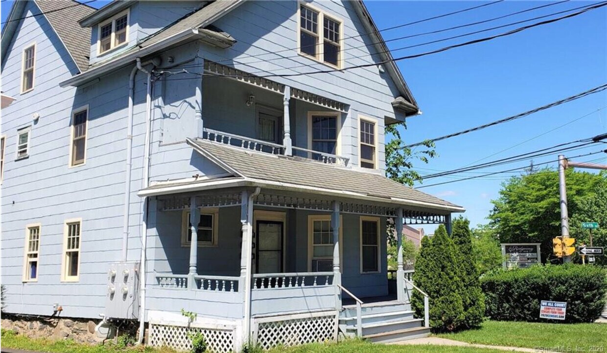 Primary Photo - 1966 Bedford St