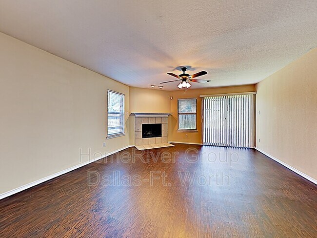 Foto del edificio - 13124 Harvest Ridge Rd