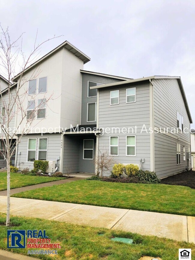 Photo - 7943 SE Engelmann St House