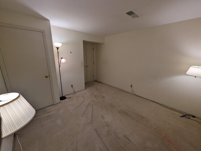 Foto del edificio - Beautiful 3 bedroom APT