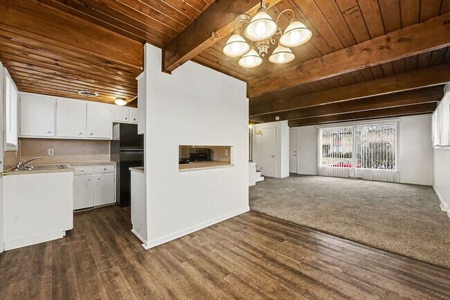 Foto del edificio - 1300 Northfield Ave NE