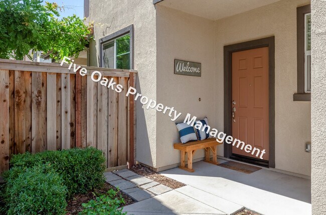 Building Photo - 8134 Astaire Ln