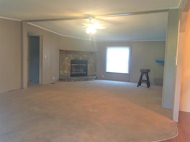 Building Photo - 8117 Delta Dr