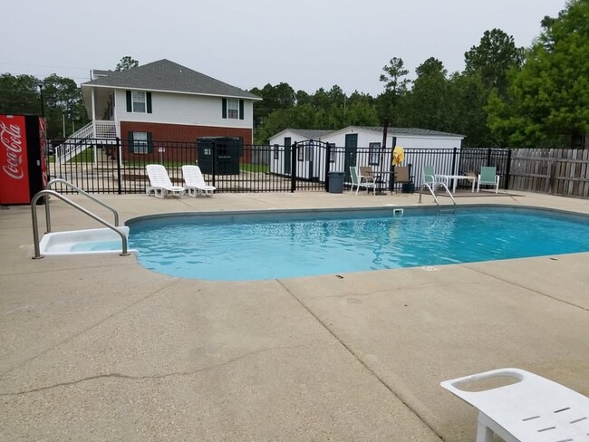Building Photo - 5080 Gautier Vancleave Rd