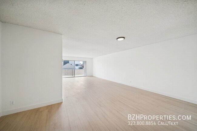 Foto del edificio - 131 Orlando Ave