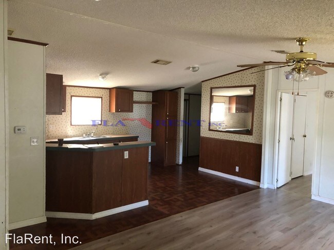 Building Photo - 9663 Cypress Park Dr