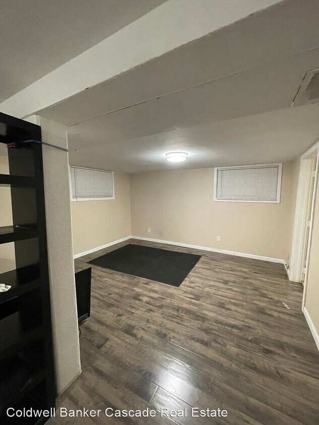 Foto del edificio - 1 br, 1 bath House - 615 E 32nd Ave # 1