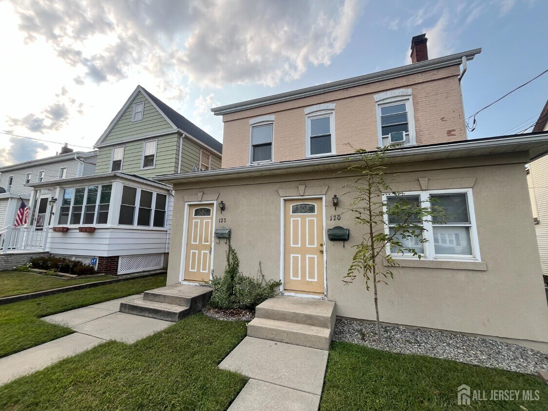 Foto principal - 122 John St