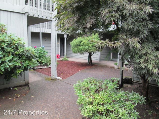 Primary Photo - 801 3rd Ave