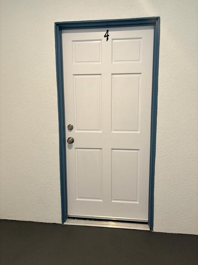 Primary Photo - A Loft in York Blvd