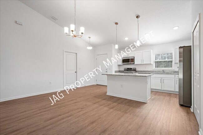 Foto del edificio - 1191 Valencia St SE