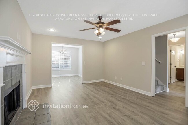 Foto del edificio - 5420 Palmetto Ct