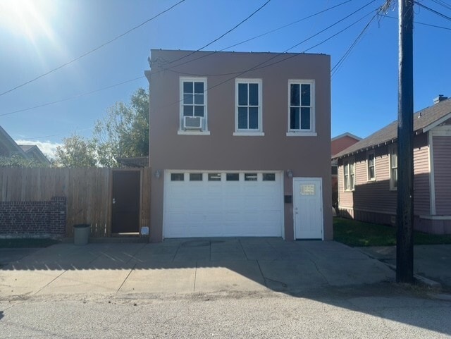 Primary Photo - 3802 Ursuline St