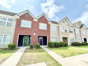 Building Photo - 1026 Wheel House Ln