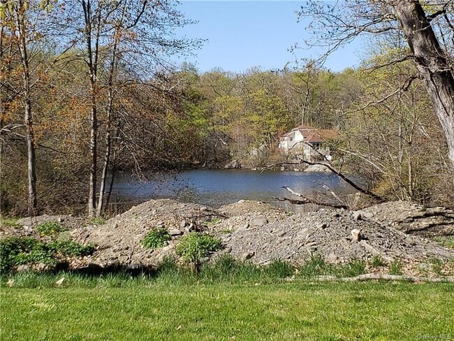 Building Photo - 1426 Route 9W