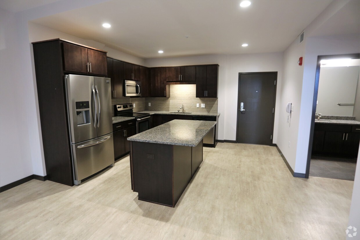 The Ivory on Euclid Apartments in Cleveland, OH