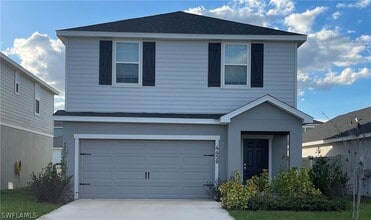 Building Photo - 4458 Rapallo Ave