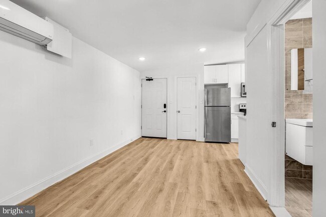 Foto del edificio - 2046 E Huntingdon St