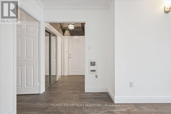 Photo du bâtiment - 162 Reynolds St