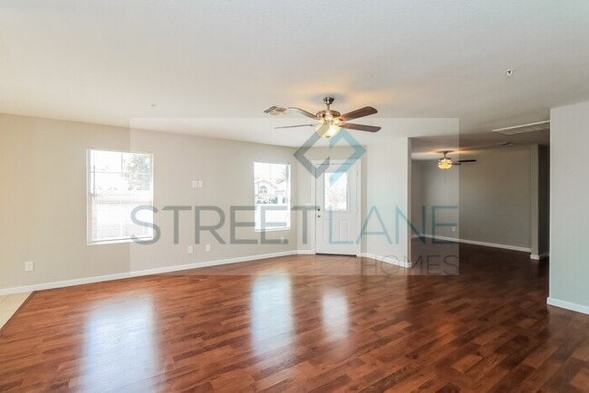 Building Photo - Charming 3 Bedroom in Peoria!
