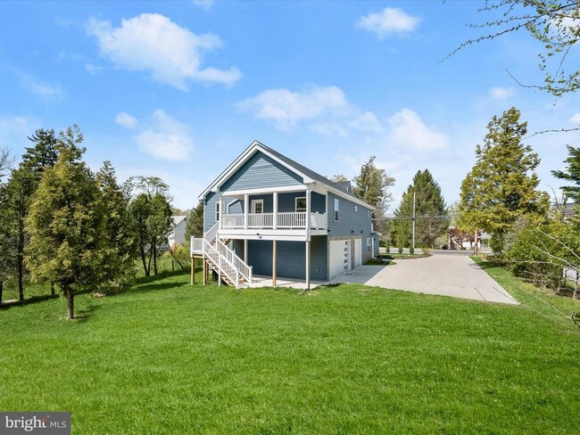 Building Photo - 700 Olney Sandy Spring Rd