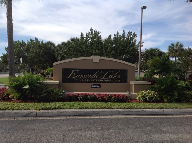 Main entrance guard gate - 4182 Emerald Vista