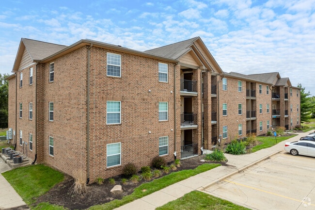 Building Photo - Village West