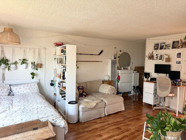 Photo - 4747 S Centinela Ave Apartment