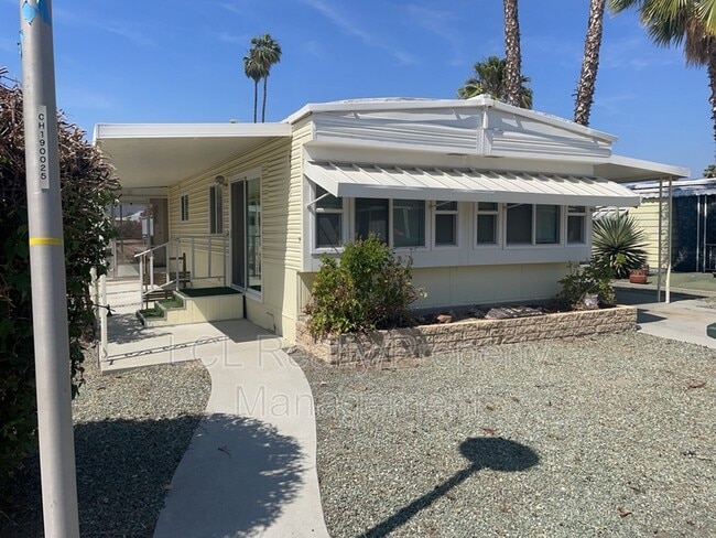 Building Photo - 650 San Jose Dr