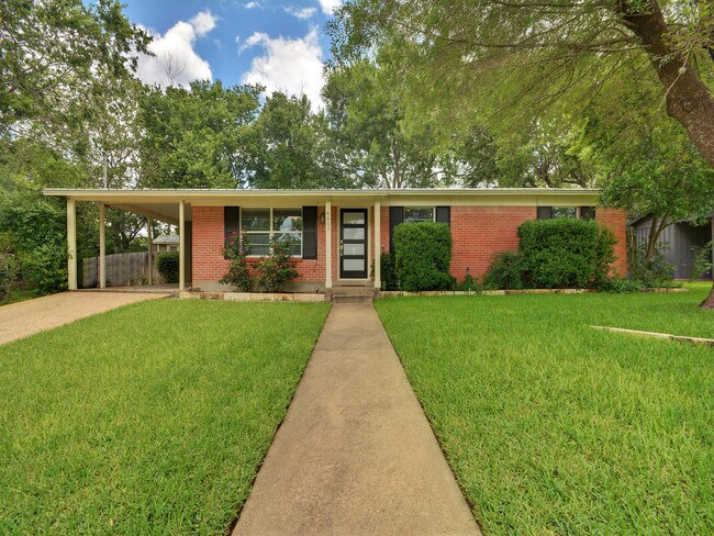 Building Photo - 4805 Creekwood Rd