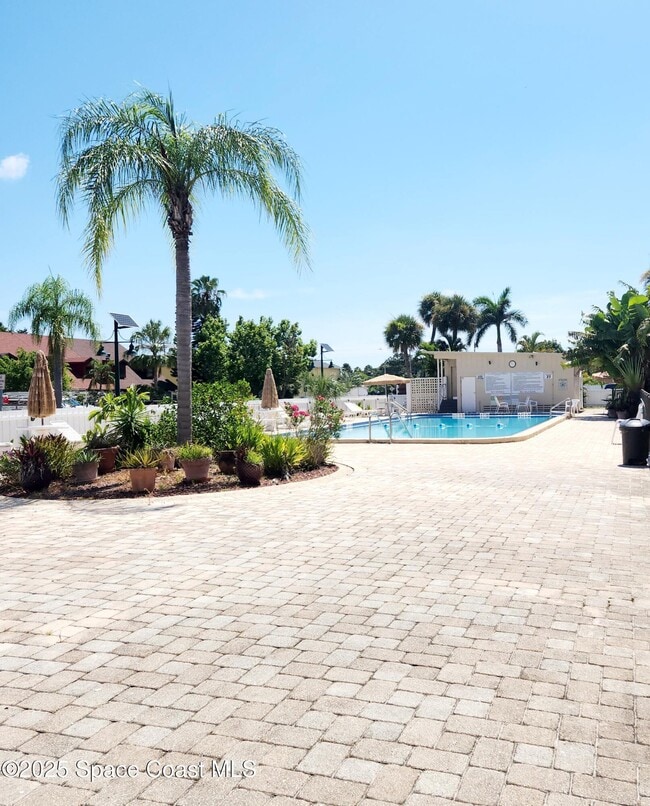 Foto del edificio - 223 Columbia Dr