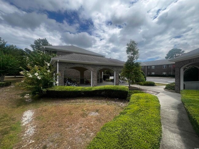 Building Photo - 595 Willow Green Dr