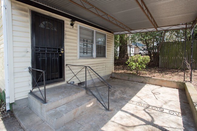 Foto del edificio - 3 br, 1 bath House - 2069 PERKERSON ROAD