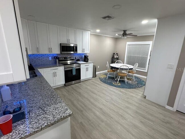 Foto del edificio - 1250 S Pinellas Ave