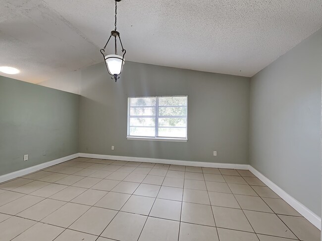 Foto del edificio - 907 19th St