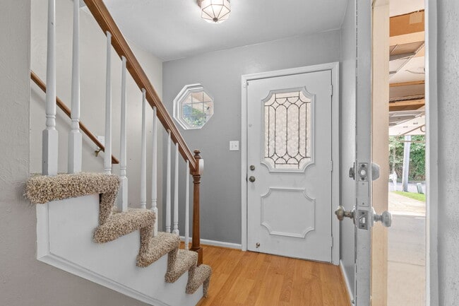 Building Photo - 5312 Pandoria Ave