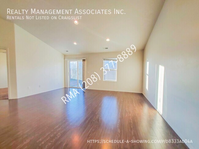 Building Photo - Modern 3 Bedroom House in South Boise
