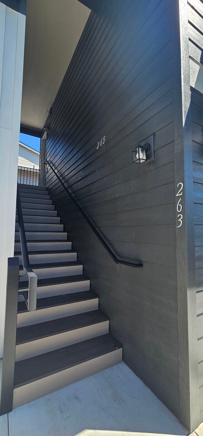 Building Photo - 275 Ipswich St