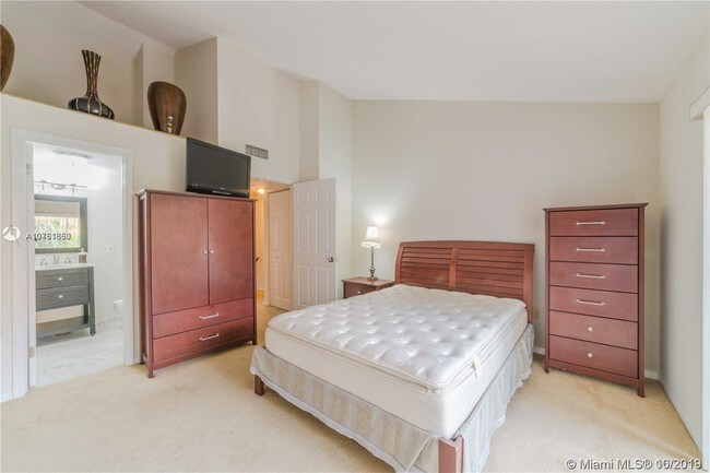 Foto del edificio - 10202 SW 77th Ct