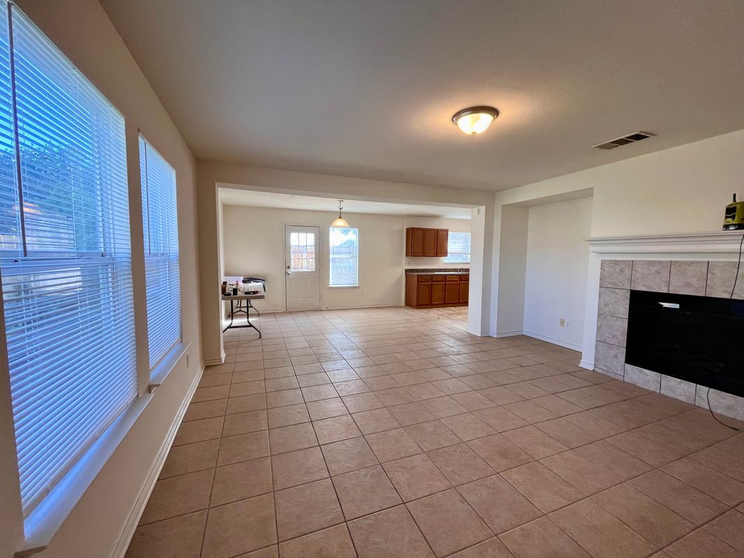 Foto del edificio - 7002 Wax Berry Dr