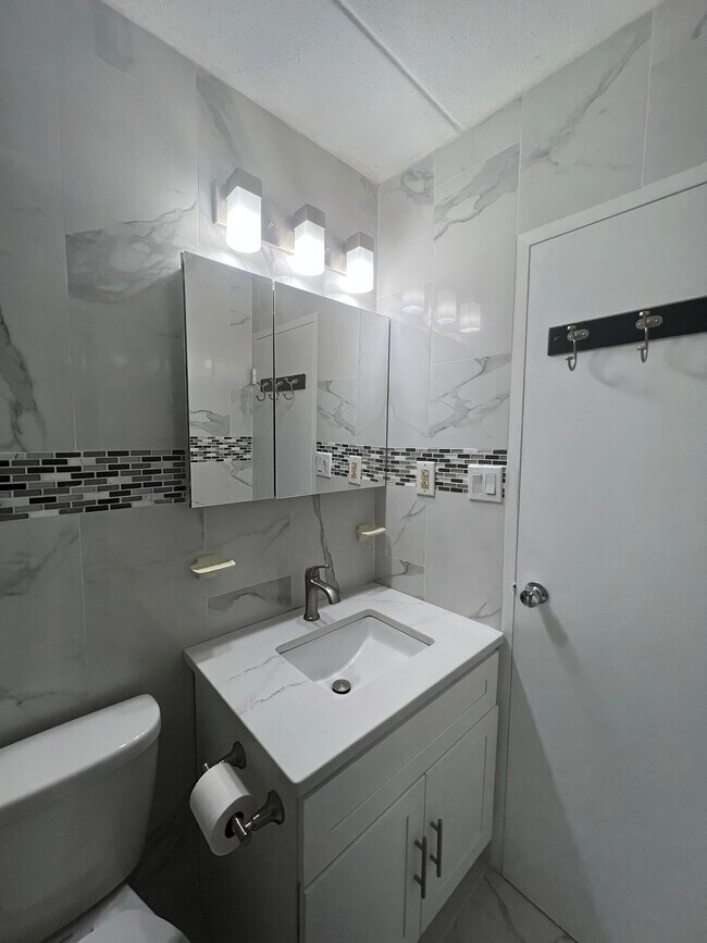 Newly renovated - 2322 30th Rd
