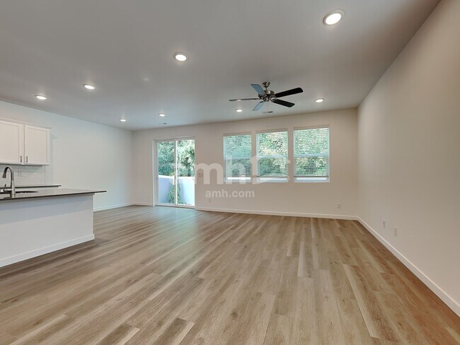 Foto del edificio - 5003 Washington St SE