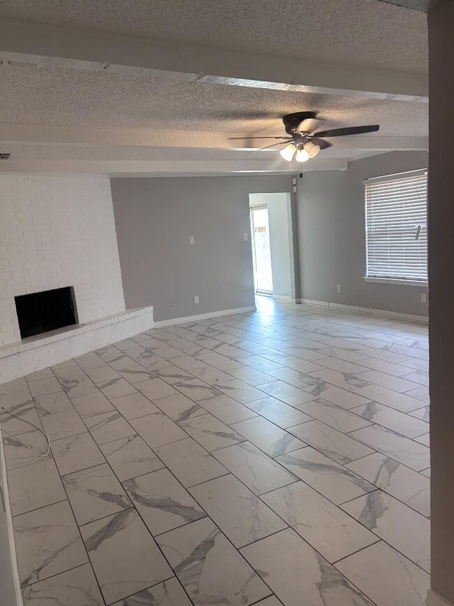 Photo - 1446-1448 Pinnacle Peak Dr. - 1446 Apartment