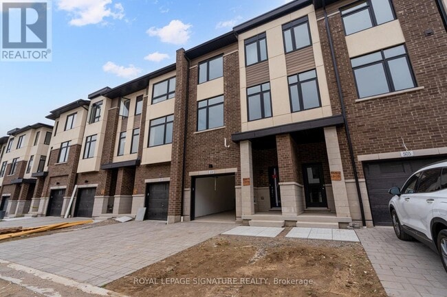 Building Photo - 1695 Dersan St