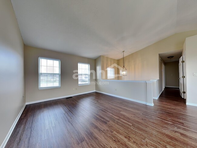 Building Photo - 30 Sandpiper Ct