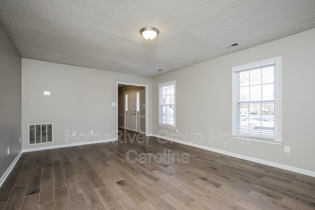 Building Photo - 505 Covington Ridge Rd