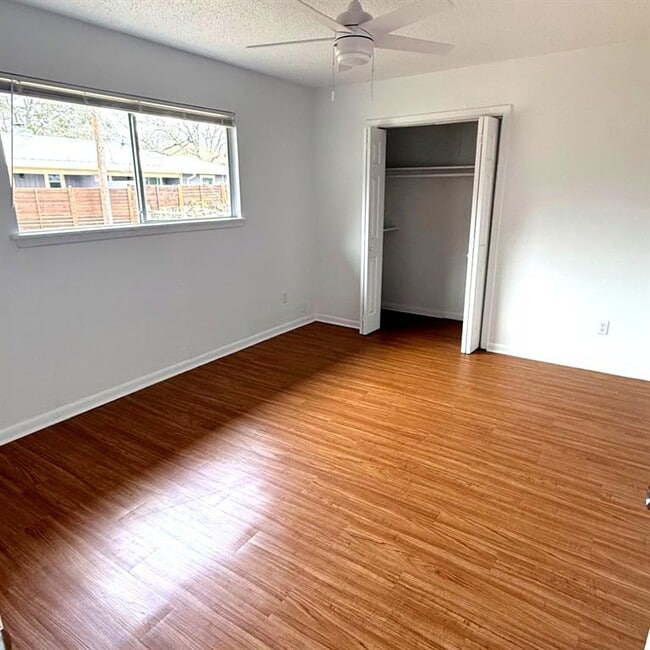 Building Photo - 2715 St Edwards Cir