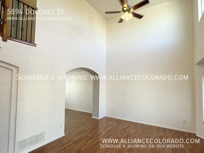 Photo - 5894 Dolores St House