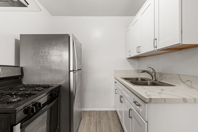 Foto del edificio - 12602 Kensington Ln
