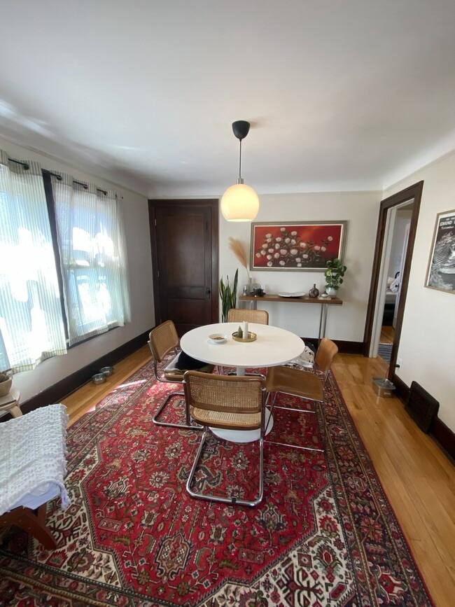Foto del edificio - 464 W Marshall St